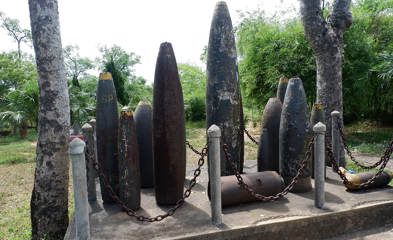 2-Day DMZ Heritage Cycling Tour: Hue to Quang Tri Adventure